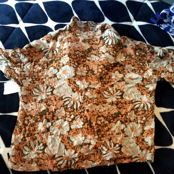 Treasure & Bond Other - Treasure & bond girls shirt size L (10 & 12)